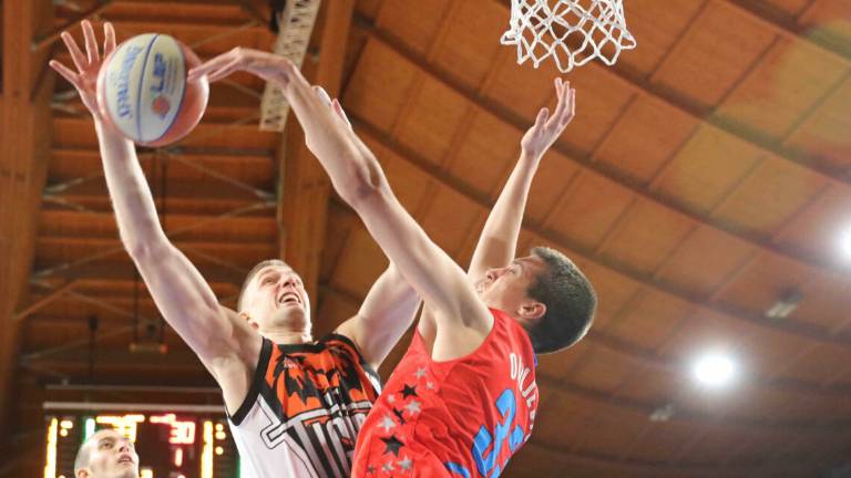 Basket B, Tigers, vittoria col brivido (90-88) Basket B, Tigers, vittoria col brivido (90-88)