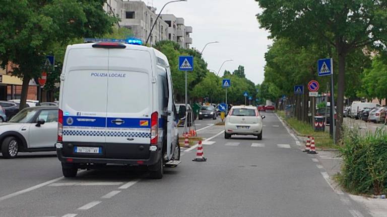 Ravenna, incidente: travolto da un’auto sulle strisce, gravissimo 81enne Ravenna, incidente: travolto da un’auto sulle strisce, gravissimo 81enne