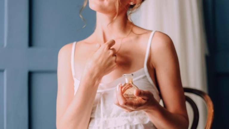 Profumi e benessere: l’aromaterapia secondo la tradizione araba Profumi e benessere: l’aromaterapia secondo la tradizione araba