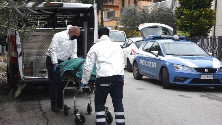 Rimini: muore folgorato a 51 anni Rimini: muore folgorato a 51 anni