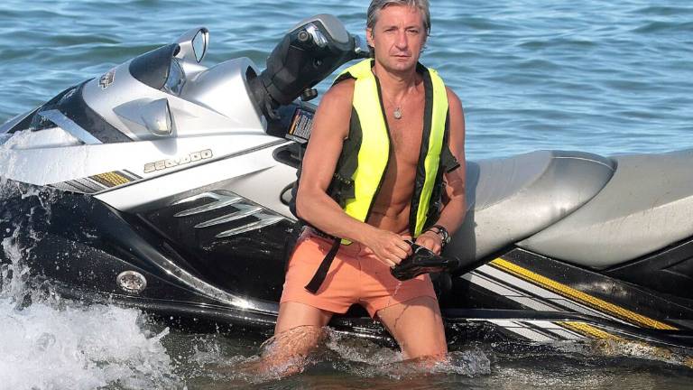 Sindaco di Rimini: Diffamatore condannato, rispettate il mare Sindaco di Rimini: Diffamatore condannato, rispettate il mare