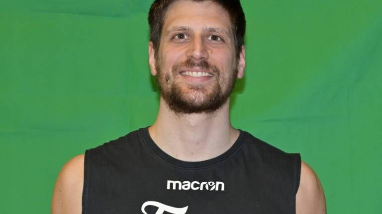 Basket B, colpo Raggisolaris: ecco Lorenzo Molinaro Basket B, colpo Raggisolaris: ecco Lorenzo Molinaro