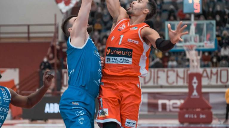 Basket A2, ora è proprio tutta un'altra Unieuro Basket A2, ora è proprio tutta un'altra Unieuro