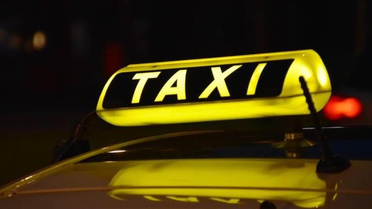 Taxi a Rimini, servizio scadente: l'accusa della Confcommercio Taxi a Rimini, servizio scadente: l'accusa della Confcommercio
