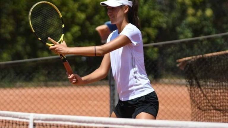 Tennis, Lombardini ci prova all'Open femminile Venustas di Igea Marina Tennis, Lombardini ci prova all'Open femminile Venustas di Igea Marina