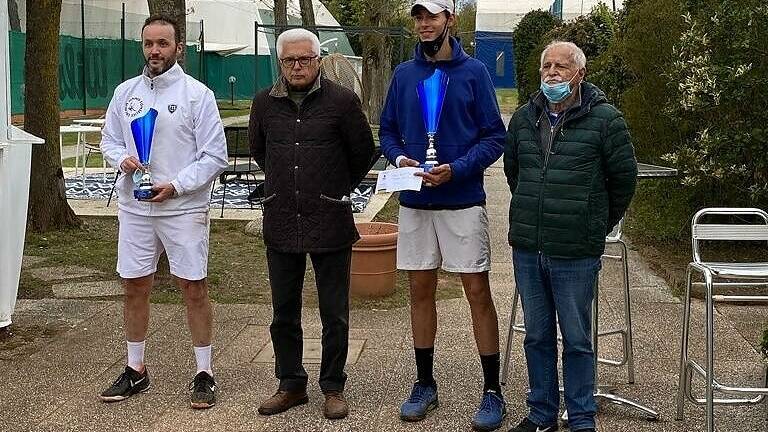 Tennis, Alice Stella e Davide Monari i vincitori del Borghetti Tennis, Alice Stella e Davide Monari i vincitori del Borghetti