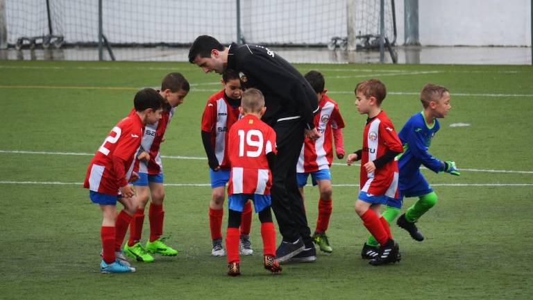 I giovani dopo il Covid hanno bisogno dello sport, ma le nuove leggi spingono le società ad alzare le quote: l'accusa del diesse della Savignanese I giovani dopo il Covid hanno bisogno dello sport, ma le nuove leggi spingono le società ad alzare le quote: l'accusa del diesse della Savignanese