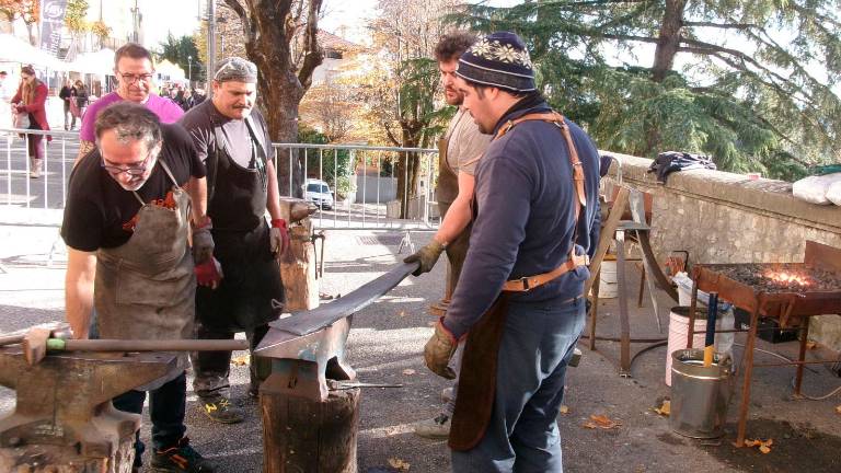 A Sogliano bel tempo e tanta gente per la partenza della 48ª Fiera del Formaggio di Fossa A Sogliano bel tempo e tanta gente per la partenza della 48ª Fiera del Formaggio di Fossa