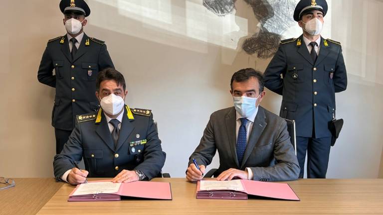 Ravenna, Pnrr: protocollo d'intesa tra Autorità Portuale e Guardia di Finanza Ravenna, Pnrr: protocollo d'intesa tra Autorità Portuale e Guardia di Finanza