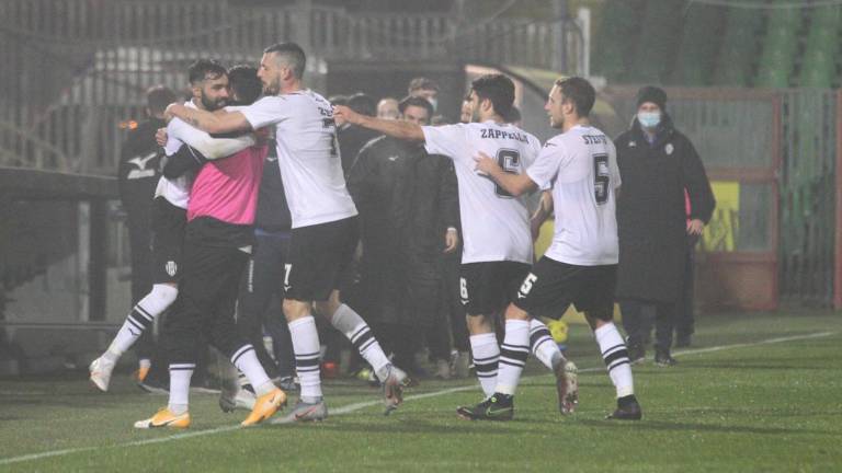Calcio C, il Cesena liquida il Carpi con un netto 3-0 Calcio C, il Cesena liquida il Carpi con un netto 3-0