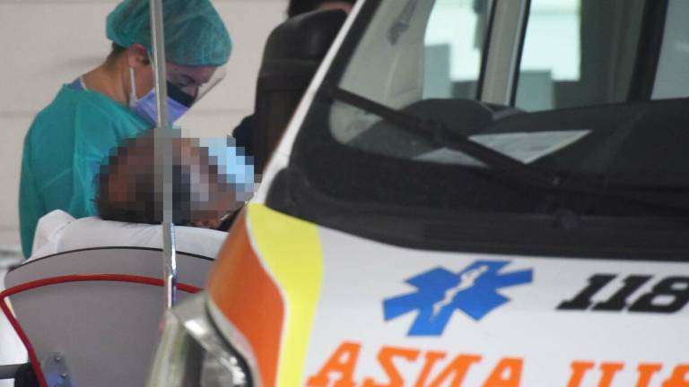 Incidente sul lavoro a Cattolica, 30enne rimane schiacciato: è grave Incidente sul lavoro a Cattolica, 30enne rimane schiacciato: è grave