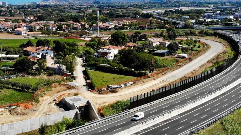 Riparte il cantiere tra la Riccione-Tavoleto e la zona Aquafan dopo il tragico incidente del 24 ottobre Riparte il cantiere tra la Riccione-Tavoleto e la zona Aquafan dopo il tragico incidente del 24 ottobre