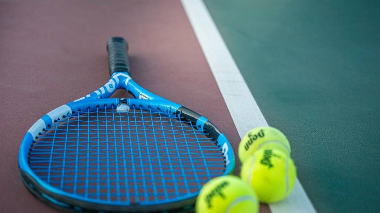 Tennis, Spadoni e Vico in gran forma a Santarcangelo Tennis, Spadoni e Vico in gran forma a Santarcangelo