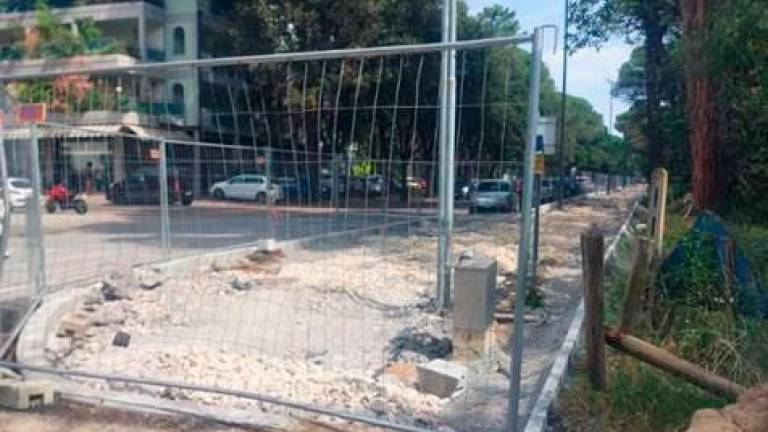 Il cantiere della ciclopedonale di Marina Romea Il cantiere della ciclopedonale di Marina Romea