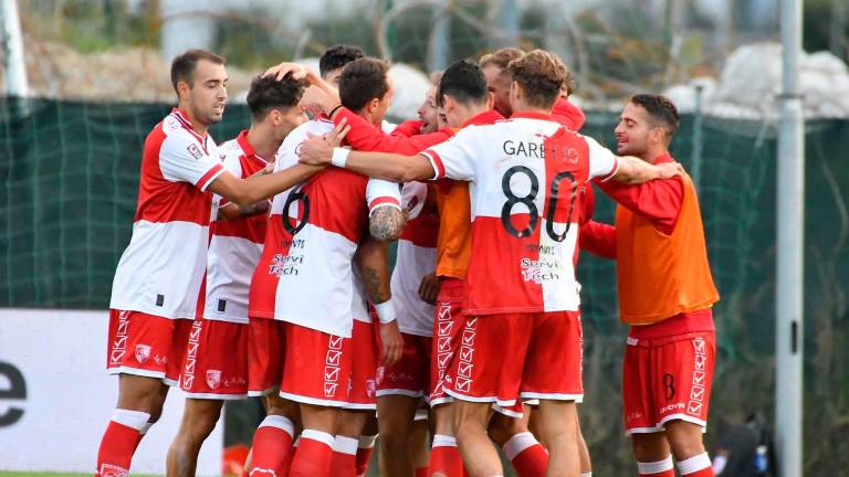 L’esultanza dei biancorossi al Del Duca di Ascoli il 29 settembre 2024 L’esultanza dei biancorossi al Del Duca di Ascoli il 29 settembre 2024