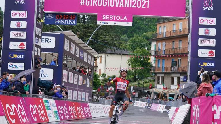 Ciclismo Giro d'Italia Under 23: Ayuso show, Baroncini incassa 2'53 Ciclismo Giro d'Italia Under 23: Ayuso show, Baroncini incassa 2'53