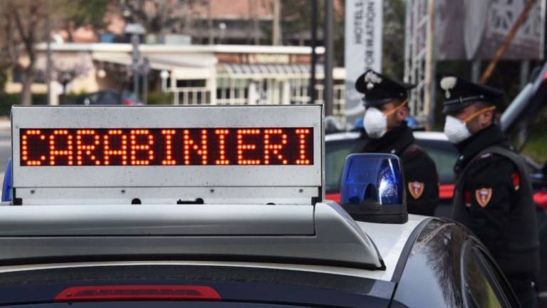 Misano, positive al coronavirus sorprese in strada e denunciate Misano, positive al coronavirus sorprese in strada e denunciate