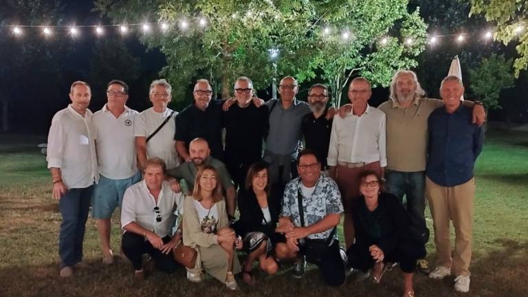 Cesena, i ragazzi della quinta C dell'Agraria si ritrovano a 40 anni dal diploma Cesena, i ragazzi della quinta C dell'Agraria si ritrovano a 40 anni dal diploma