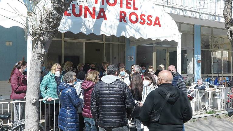 Rimini, i profughi ucraini non vogliono lasciare gli hotel Rimini, i profughi ucraini non vogliono lasciare gli hotel