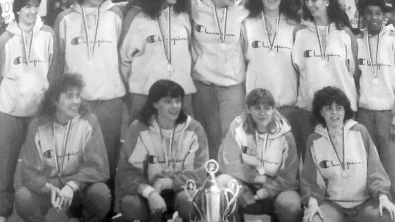 Volley donne, la Teodora Ravenna e la leggenda delle ragazze che sapevano solo vincere Volley donne, la Teodora Ravenna e la leggenda delle ragazze che sapevano solo vincere