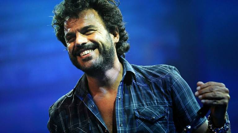 Renga a Bologna rinviato dal 17 maggio al 4 dicembre Renga a Bologna rinviato dal 17 maggio al 4 dicembre