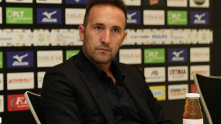 Calcio C, il Cesena sceglie il terzino: Calderoni favorito su Porcino Calcio C, il Cesena sceglie il terzino: Calderoni favorito su Porcino