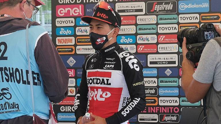 Giro d'Italia: lo spettacolo sul traguardo di Cattolica - VIDEO Giro d'Italia: lo spettacolo sul traguardo di Cattolica - VIDEO