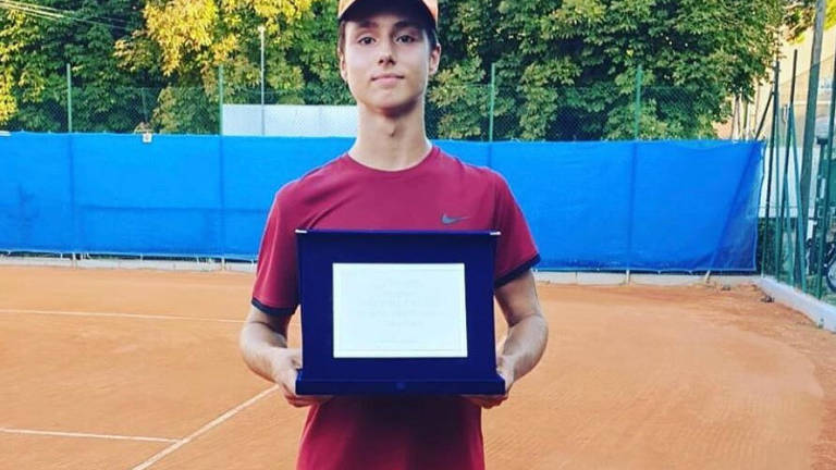 Tennis, Covezzi e Rinaldi avanzano al Venustas Tennis, Covezzi e Rinaldi avanzano al Venustas