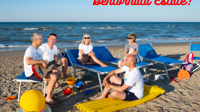 Rimini. Tutti i sindaci della costa in posa insieme per l'inizio dell'estate Rimini. Tutti i sindaci della costa in posa insieme per l'inizio dell'estate