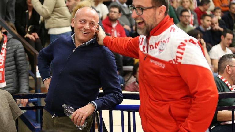 Basket A2, Rimini: avanti con RivieraBanca come sponsor principale Basket A2, Rimini: avanti con RivieraBanca come sponsor principale