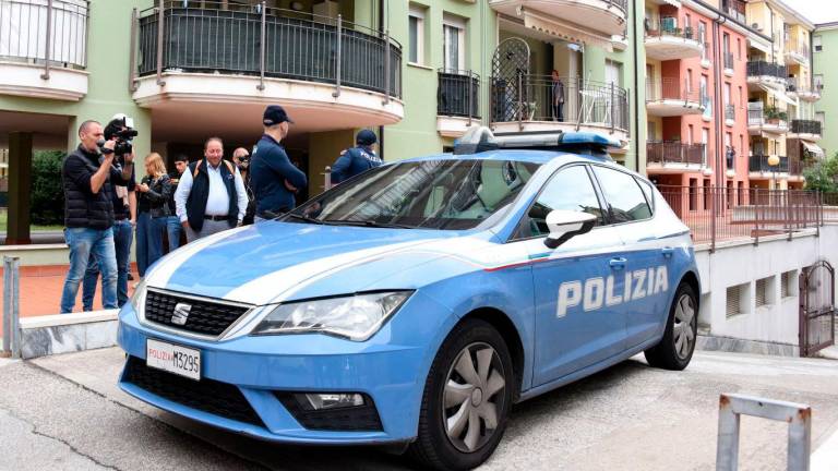 La polizia indaga sul delitto di Pierina Paganelli La polizia indaga sul delitto di Pierina Paganelli