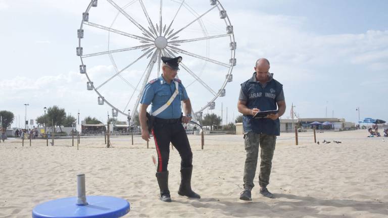 Rimini, scarsa igiene: doppia multa da 2mila euro per i Chiringuito Rimini, scarsa igiene: doppia multa da 2mila euro per i Chiringuito