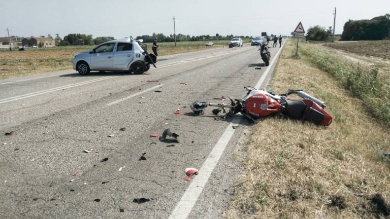 Lugo, morto motociclista in un incidente su via Bastia Lugo, morto motociclista in un incidente su via Bastia