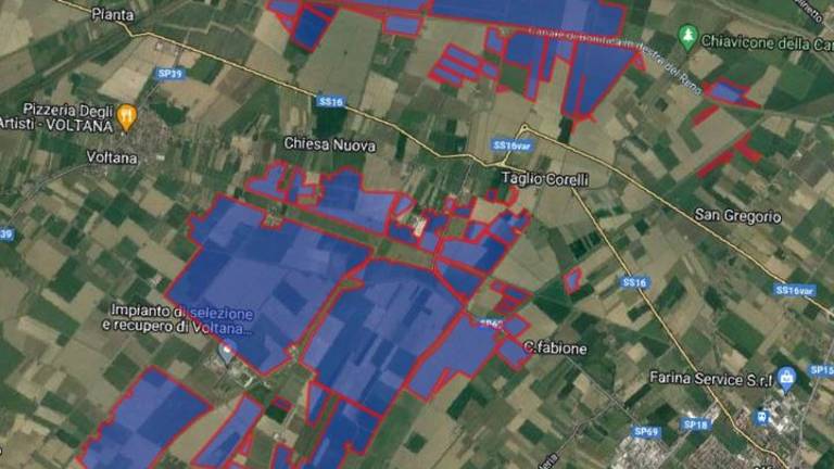 Alluvione, altra notte di lavoro e esondazioni controllate nella Bassa Romagna Alluvione, altra notte di lavoro e esondazioni controllate nella Bassa Romagna