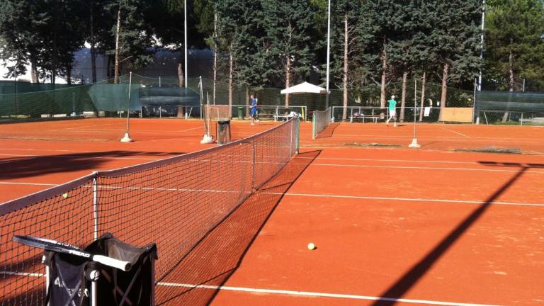 Tennis, Angelucci avanza al torneo di Misano Tennis, Angelucci avanza al torneo di Misano