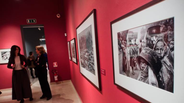 Le fotografie di Salgado a Ravenna con “Exodus” - VIDEO GALLERY