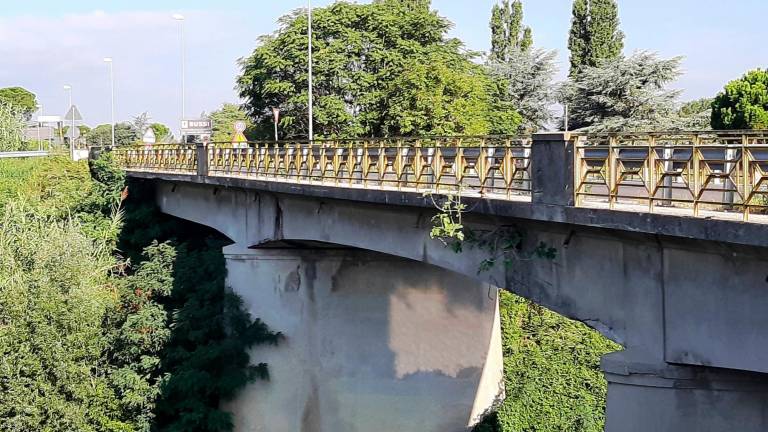 Ravenna, ponte di Ragone: via ai lavori, come cambia la viabilità Ravenna, ponte di Ragone: via ai lavori, come cambia la viabilità