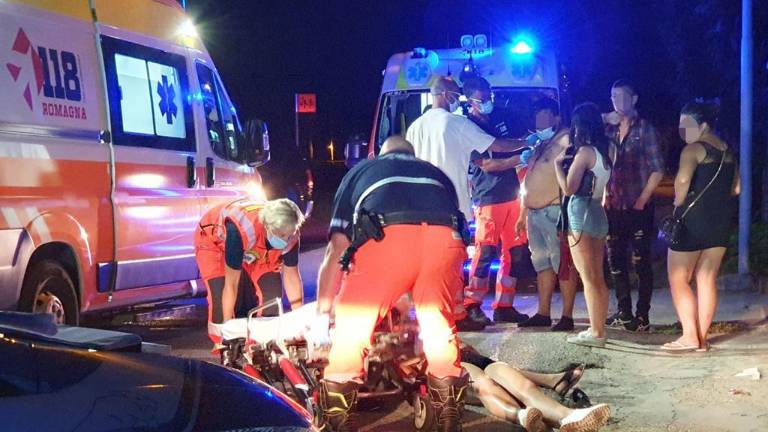 Rimini. Botte fra trans e prostitute per il marciapiede Rimini. Botte fra trans e prostitute per il marciapiede