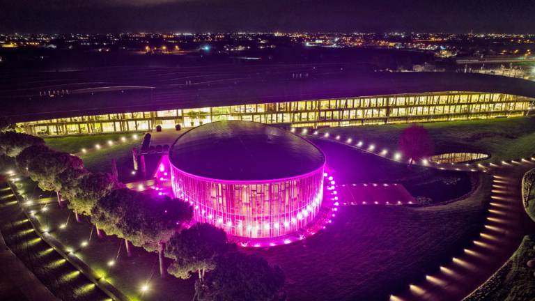 Giro d'Italia a Cesena: domenica alla Technogym oltre 200 giornalisti Giro d'Italia a Cesena: domenica alla Technogym oltre 200 giornalisti