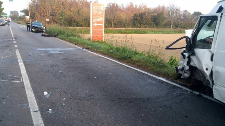 Ravenna, incidente: un uomo in gravi condizioni dopo un frontale a Mezzano Ravenna, incidente: un uomo in gravi condizioni dopo un frontale a Mezzano