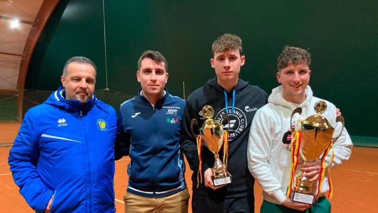 Tennis, Monti dominatore a Meldola Tennis, Monti dominatore a Meldola