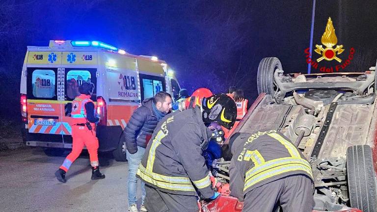 Forlì, incidente tra due auto in via Pellegrino Artusi Forlì, incidente tra due auto in via Pellegrino Artusi