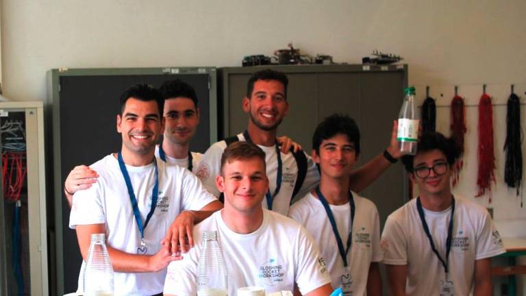 Il team greco di Delta-Vdynamics Il team greco di Delta-Vdynamics