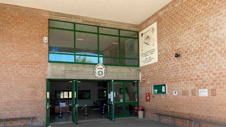 L’ingresso del Comandini L’ingresso del Comandini