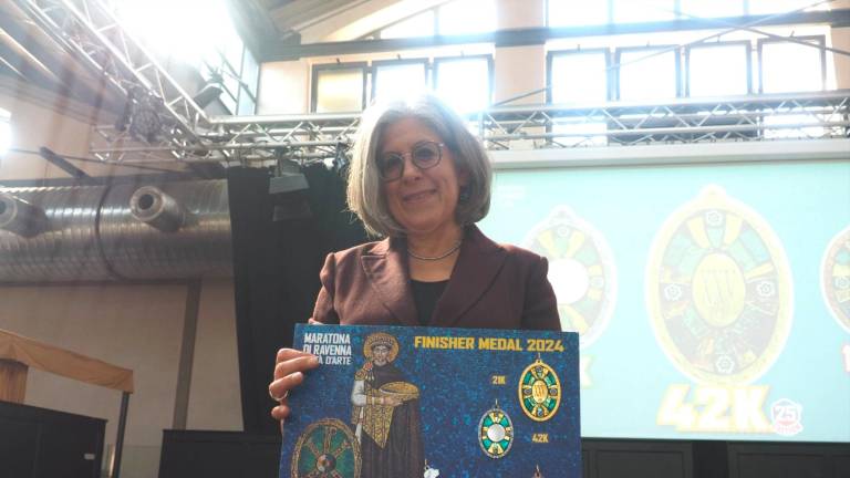 Maratona di Ravenna. Ecco la nuova medaglia per l’edizione numero 25 Maratona di Ravenna. Ecco la nuova medaglia per l’edizione numero 25