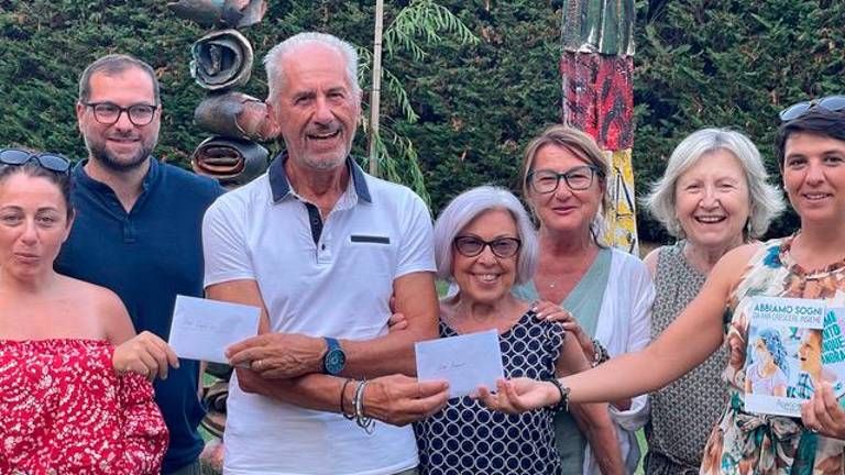 Cervellati e alcuni artisti sostenitori Cervellati e alcuni artisti sostenitori