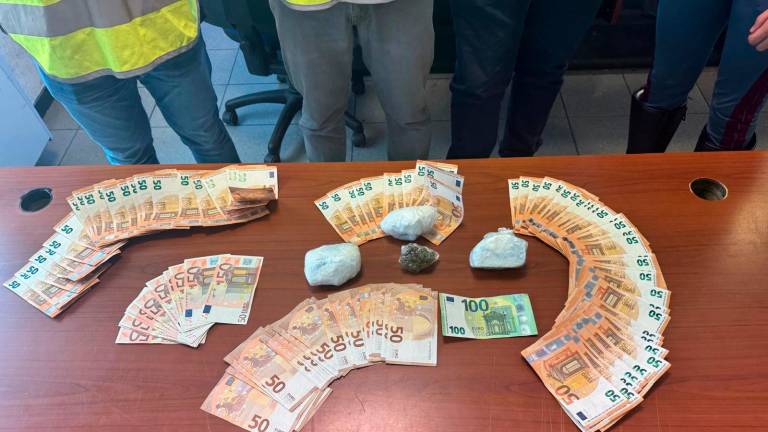 Rimini, autofficina con smercio di cocaina: due arrestati, per loro obbligo di firma Rimini, autofficina con smercio di cocaina: due arrestati, per loro obbligo di firma