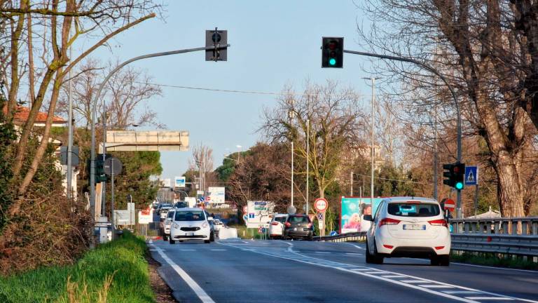 Riccione, sicurezza sulle strade: controllo elettronico sulla via Flaminia all’incrocio con viale Vercelli Riccione, sicurezza sulle strade: controllo elettronico sulla via Flaminia all’incrocio con viale Vercelli