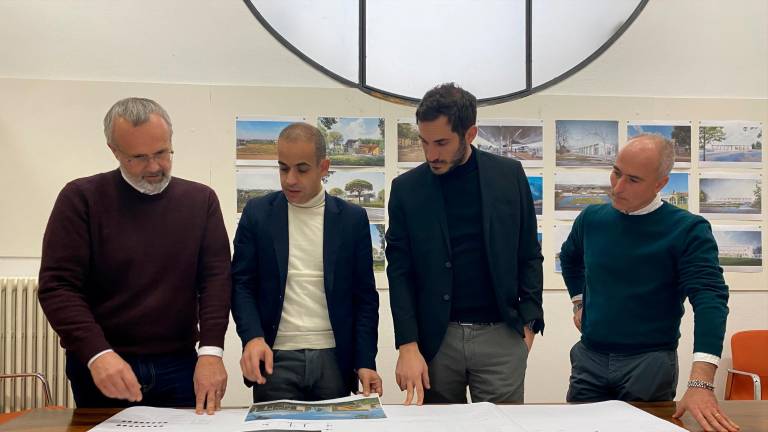 Il sindaco Enzo Lattuca e l’assessore Christian Castorri con il dirigente Andrea Montanari e il Project manager Roberto Ceccarelli Il sindaco Enzo Lattuca e l’assessore Christian Castorri con il dirigente Andrea Montanari e il Project manager Roberto Ceccarelli