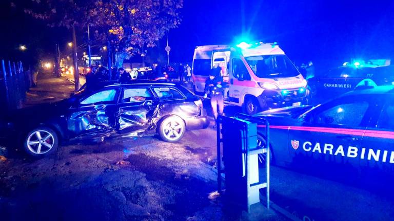 L’Audi A6 dopo l’incidente. Foto Manuel Migliorini L’Audi A6 dopo l’incidente. Foto Manuel Migliorini